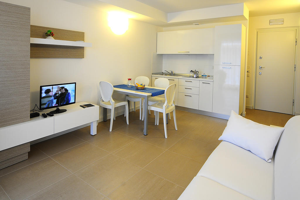 Aparthotel Tiziano กราโด ภายนอก รูปภาพ